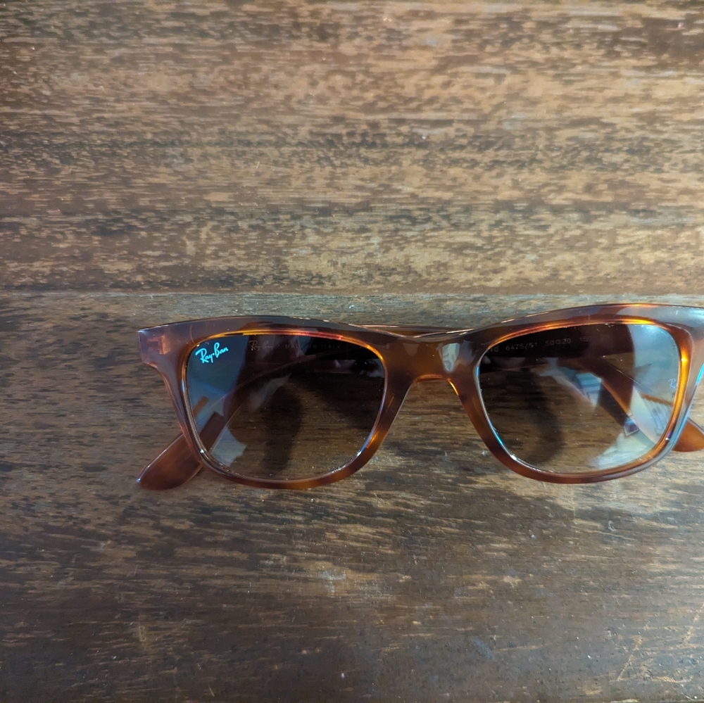 Ray-Ban Tortoise Shell Sunglasses - Picture 3 of 6